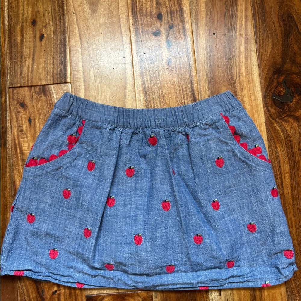 Gymboree Skort with embroidered apples - Girls size 6